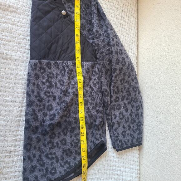 J Crew Quilted Button-Neck Sherpa Tunic Leopard Print Pullover Women's Size S - Picture 6 of 8